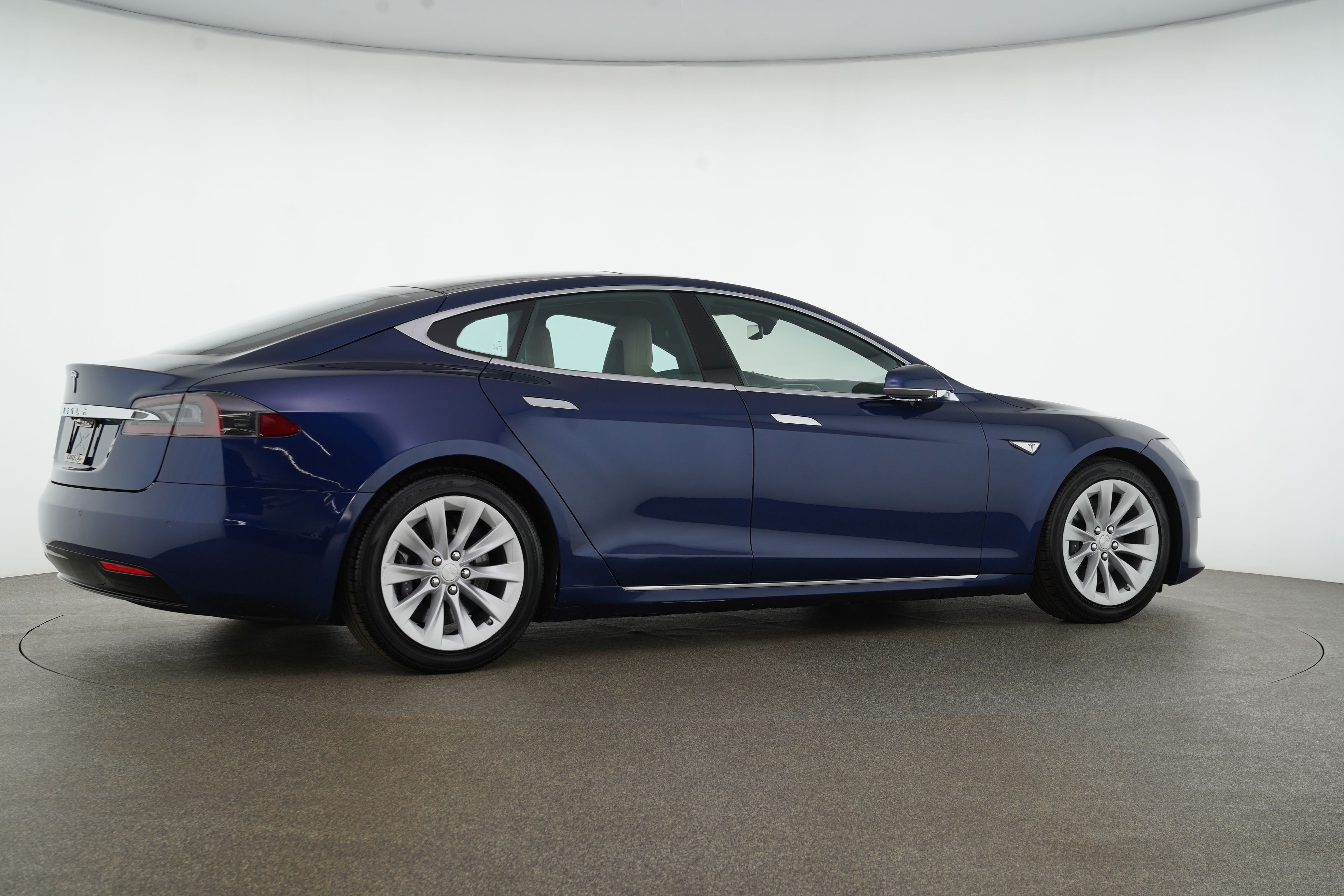 Tesla model s 75d